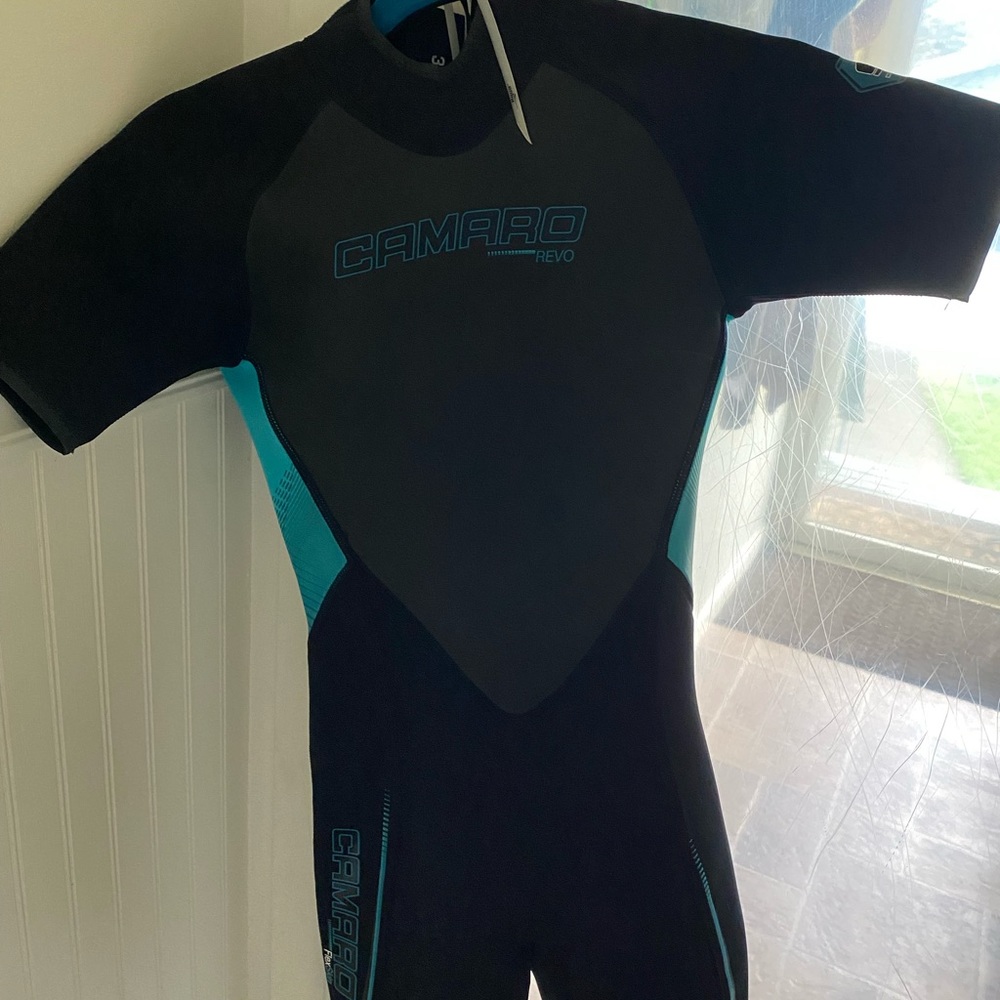 Shorty wetsuit. Brand new, never used.